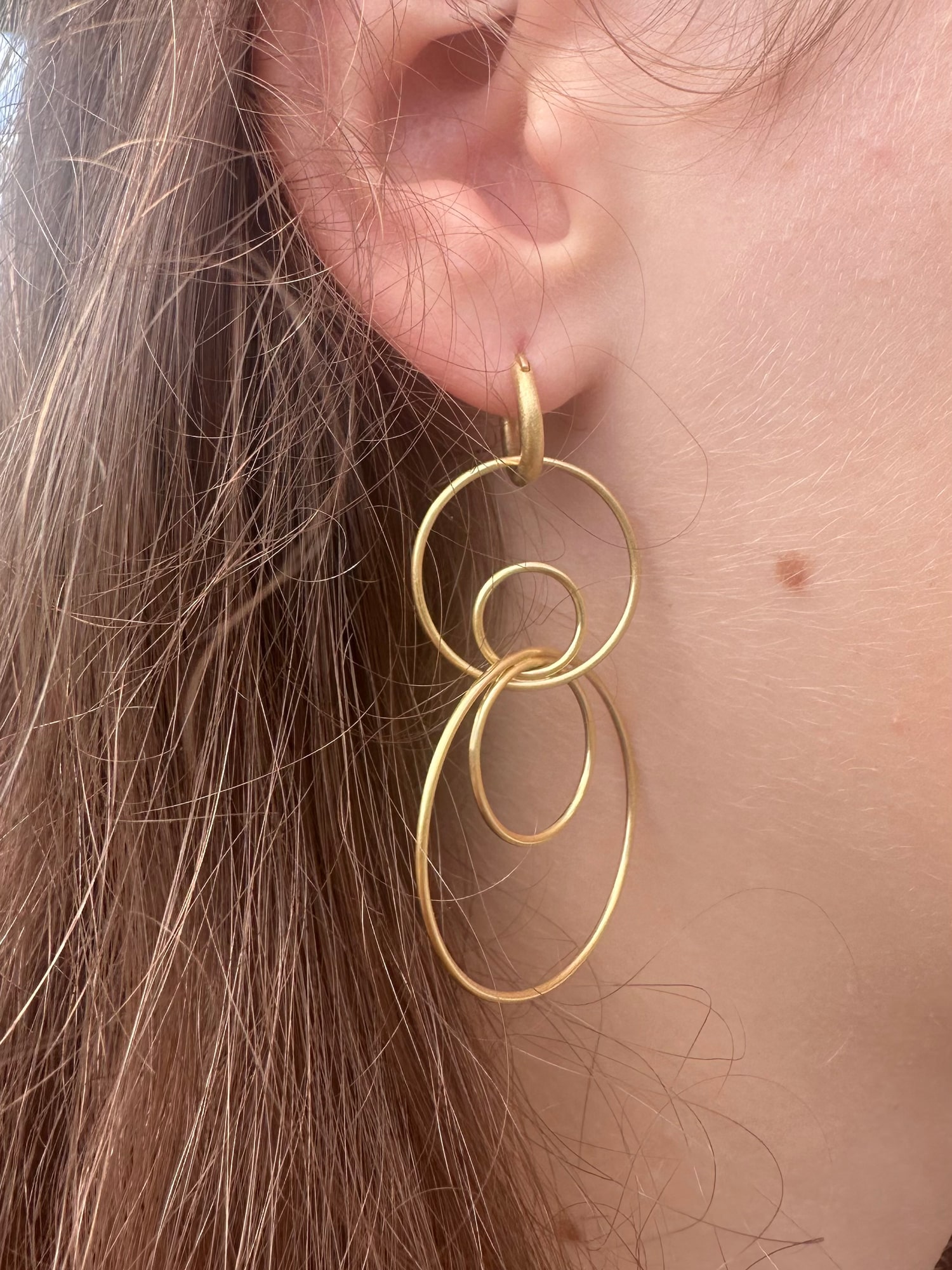 Criollo doblo in Gelbgold. Handarbeit aus dem Atelier